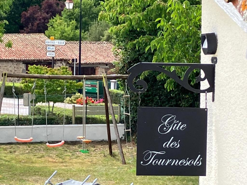 Gite Des Tournesols Oradour-Fanais Exterior photo
